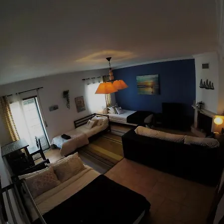 Surf 2 Guest house