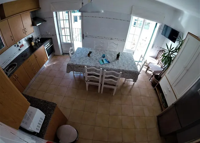 Surf 2 Gasthof Peniche