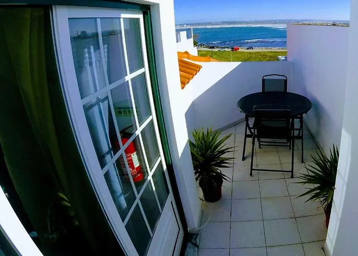 Surf 2 Gasthof Peniche