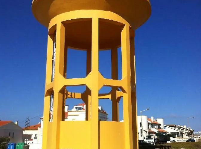 Surf 2 Gasthof Peniche